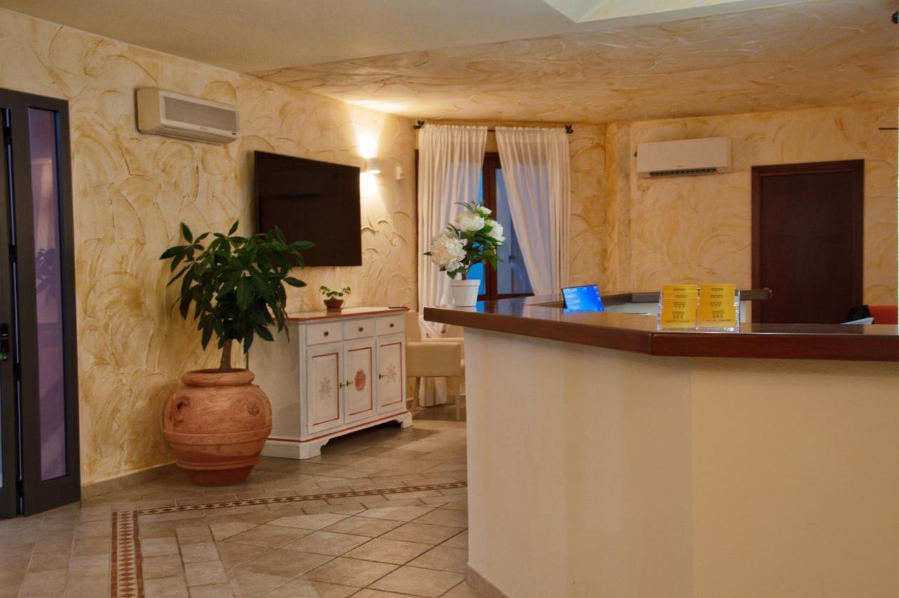 Hotel Trinita Dei Corsari Торе Дей Корсари Екстериор снимка