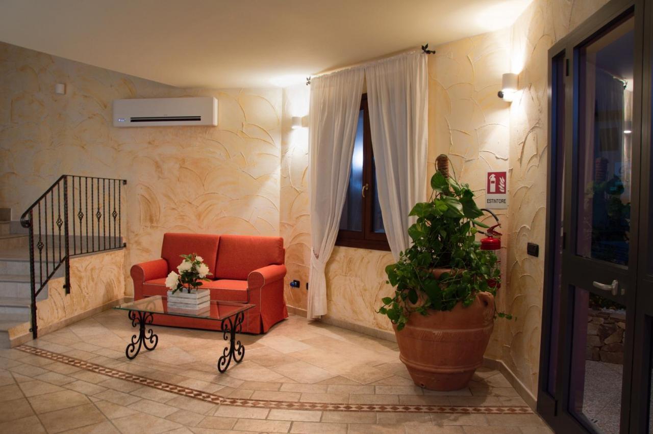 Hotel Trinita Dei Corsari Торе Дей Корсари Екстериор снимка