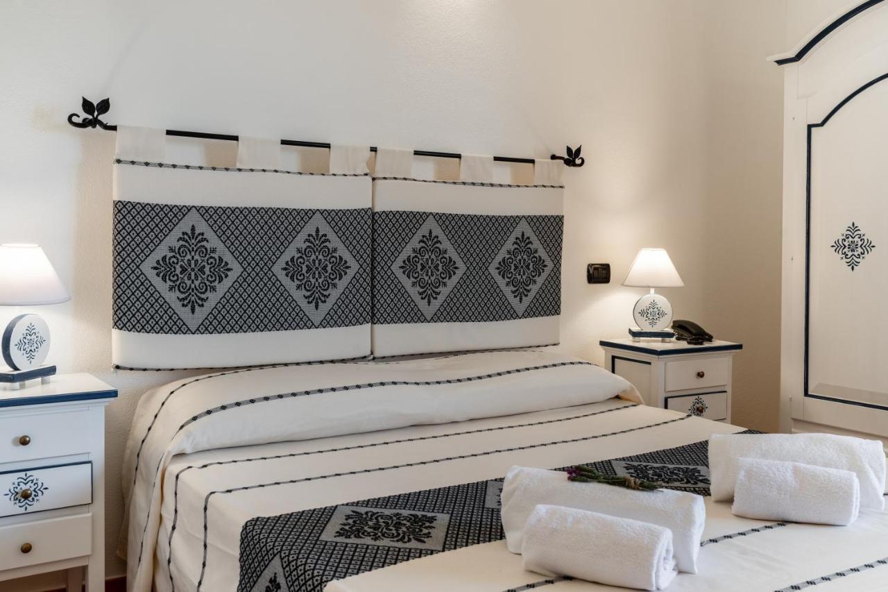 Hotel Trinita Dei Corsari Торе Дей Корсари Екстериор снимка