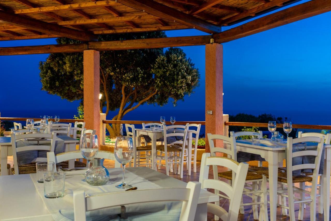 Hotel Trinita Dei Corsari Торе Дей Корсари Екстериор снимка